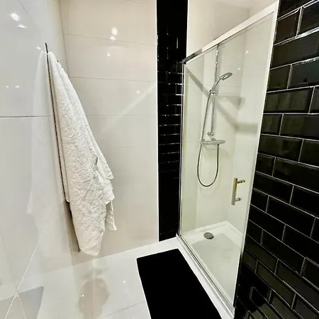 Manhattan Place & Movie Projector דירה ורשה