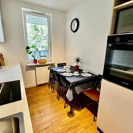 Manhattan Place & Movie Projector Apartment